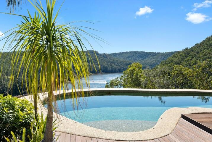 River Point Retreat | Breathtaking views in nature gallery image 3