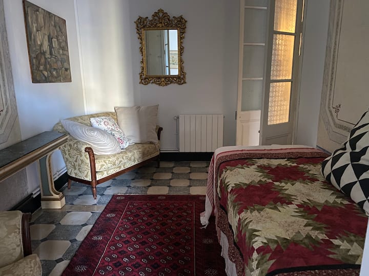 საძინებელი 4