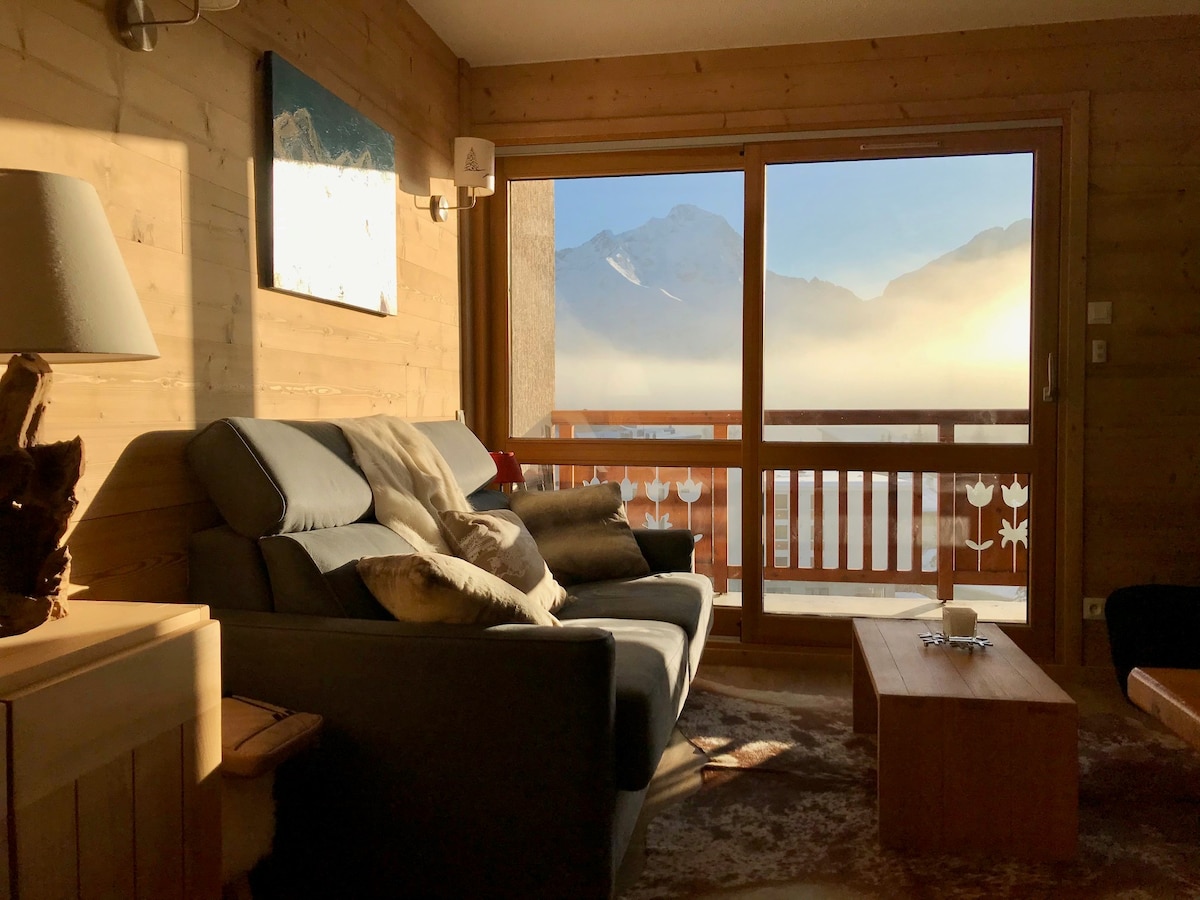 Top performing Airbnb: Beautiful 2 bedroom with views of the snow-capped peaks in Les Deux Alpes