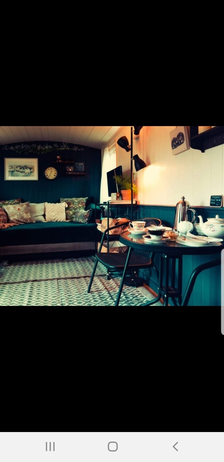 Top performing Airbnb: Merrywell Paddock & Shepherds Hut in Worcestershire