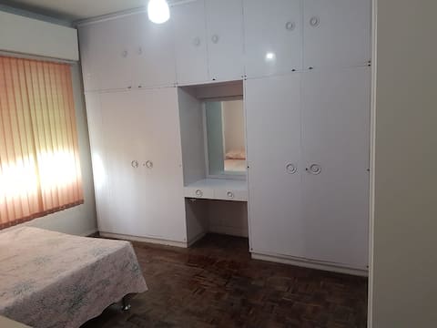 Top Airbnb: Cozy apartment in Floresta in Floresta