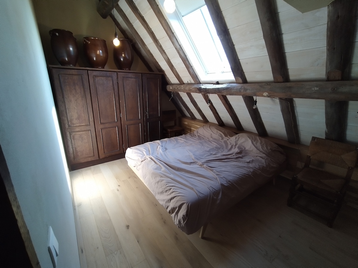 Kamer oost
Dubbel bed 160*200 cm