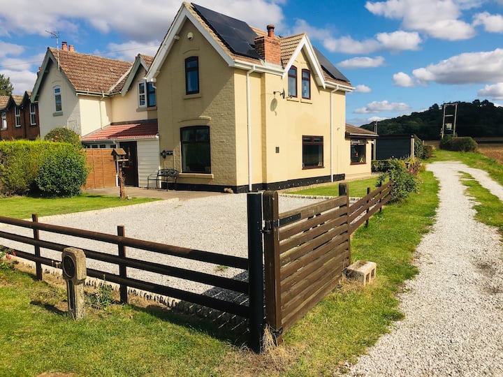 East Leake Holiday Rentals & Homes England, United Kingdom Airbnb