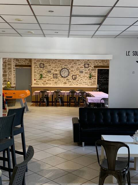 Great cottage with bar atmosphere! Have fun!
