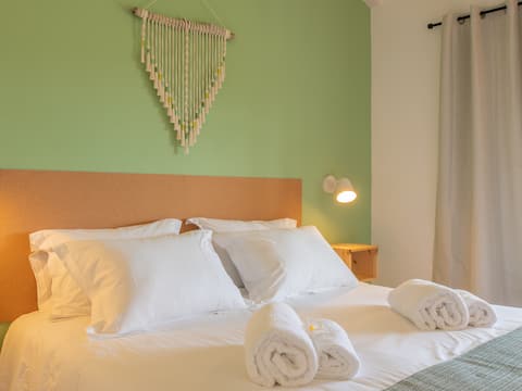 Successful Airbnb property: Ao Sabor do Vento - East (children+12) in Aljezur