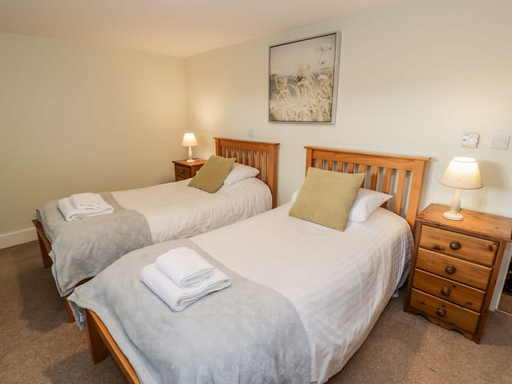 ห้องเตียงแฝดที่มีพื้นที่กว้างขวาง