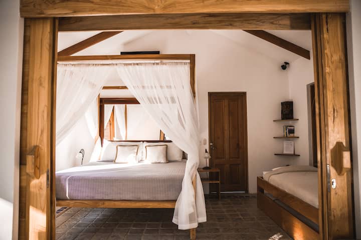 საძინებელი 1