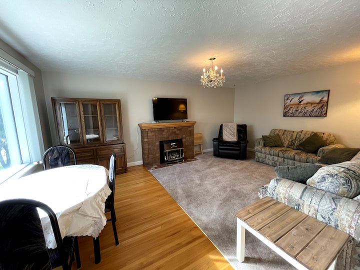 Lethbridge Vacation Rentals & Homes Alberta, Canada Airbnb