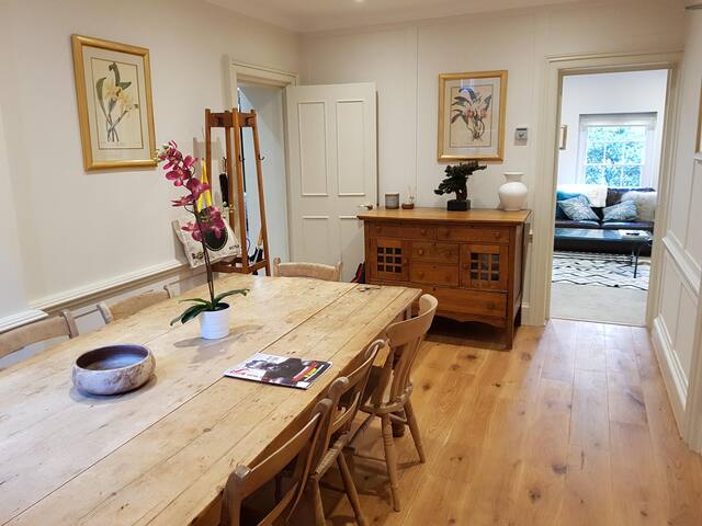 2bed Seven Dials gallery image 2