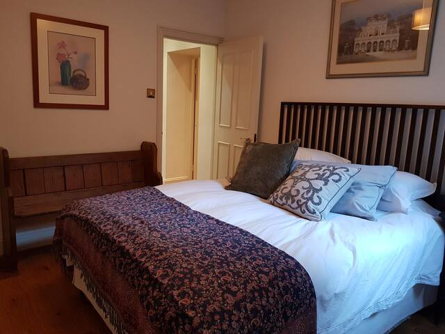 2bed Seven Dials gallery image 5