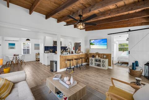 The Palm Bay Cottage Getaway