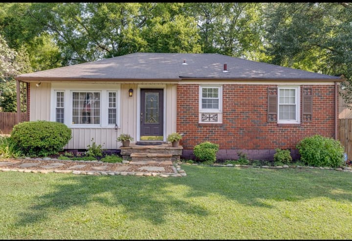Haven by the Lake - Houses for Rent in Hendersonville, Tennessee ...