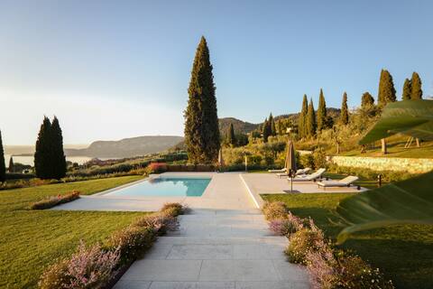 Villa with amazing view of Garda Lake