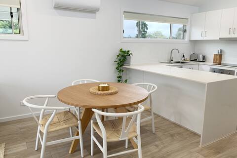 Ettalong Tree Tops | walk to beach & cafes
