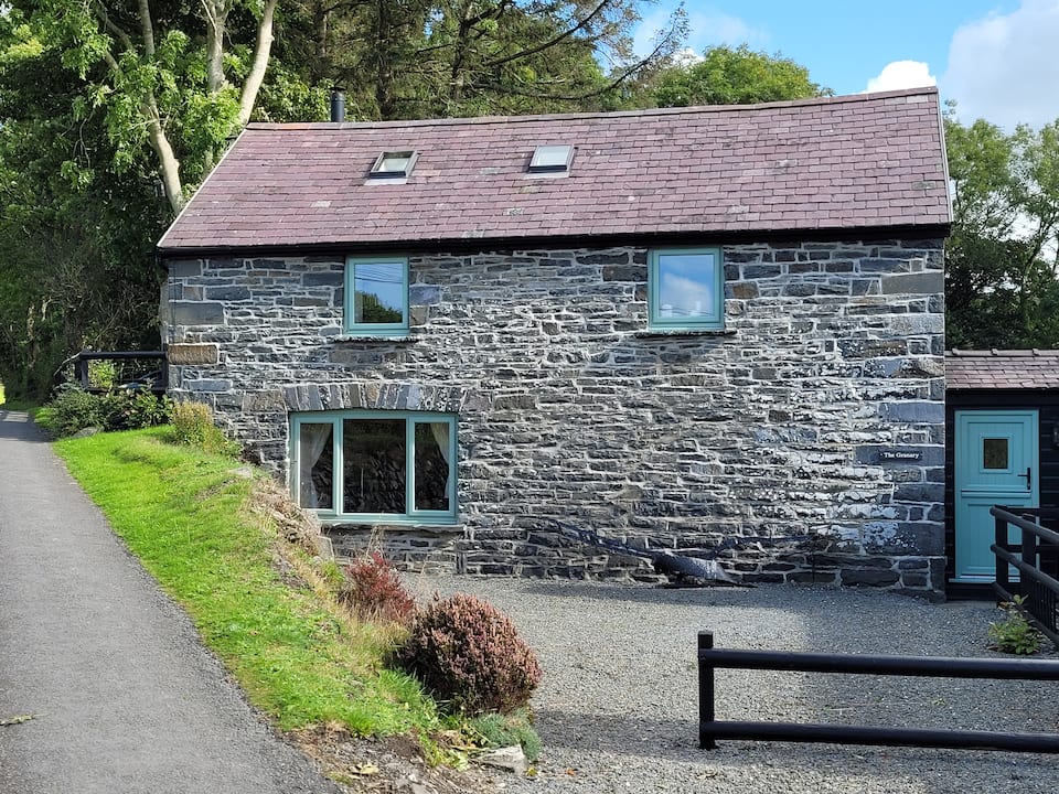 The Granary — photo 1