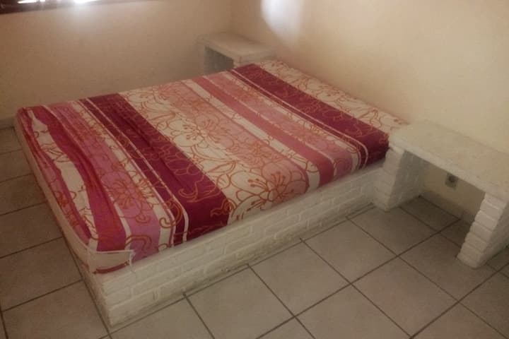 საძინებელი 2