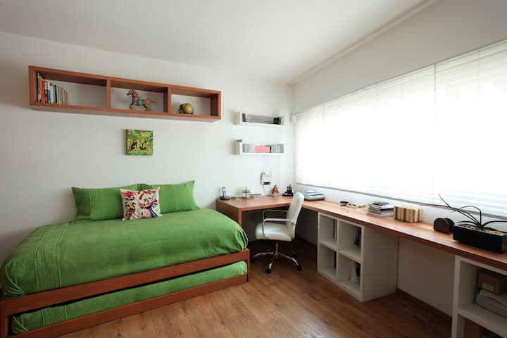 غرفة النوم 2