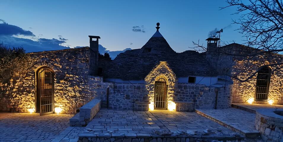 Villa “Il Trullo di Filomena” con piscina gallery image 3