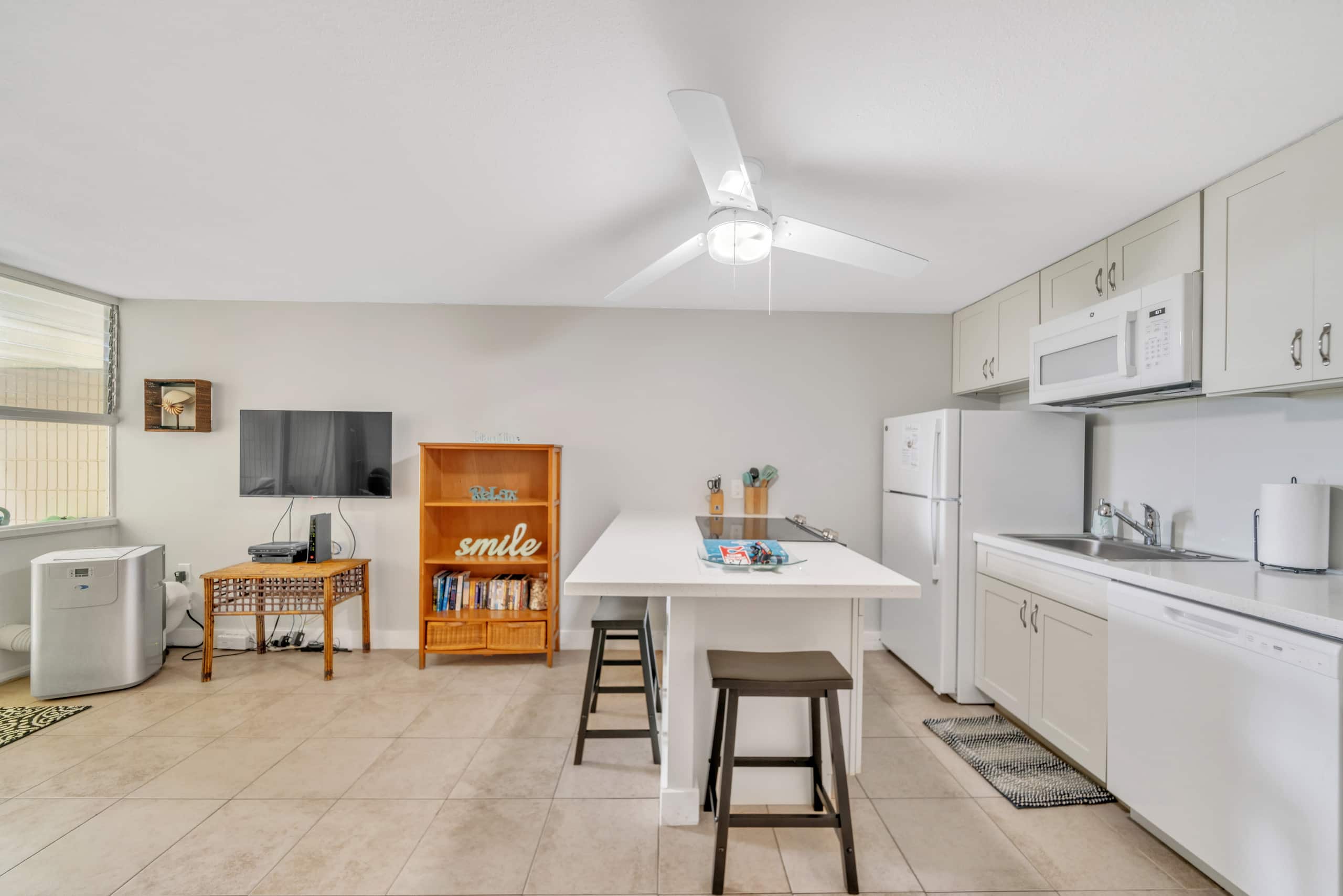 Condo in Hauula · ★4.67 · 1 bedroom · 2 beds · 1 bath - Image 10