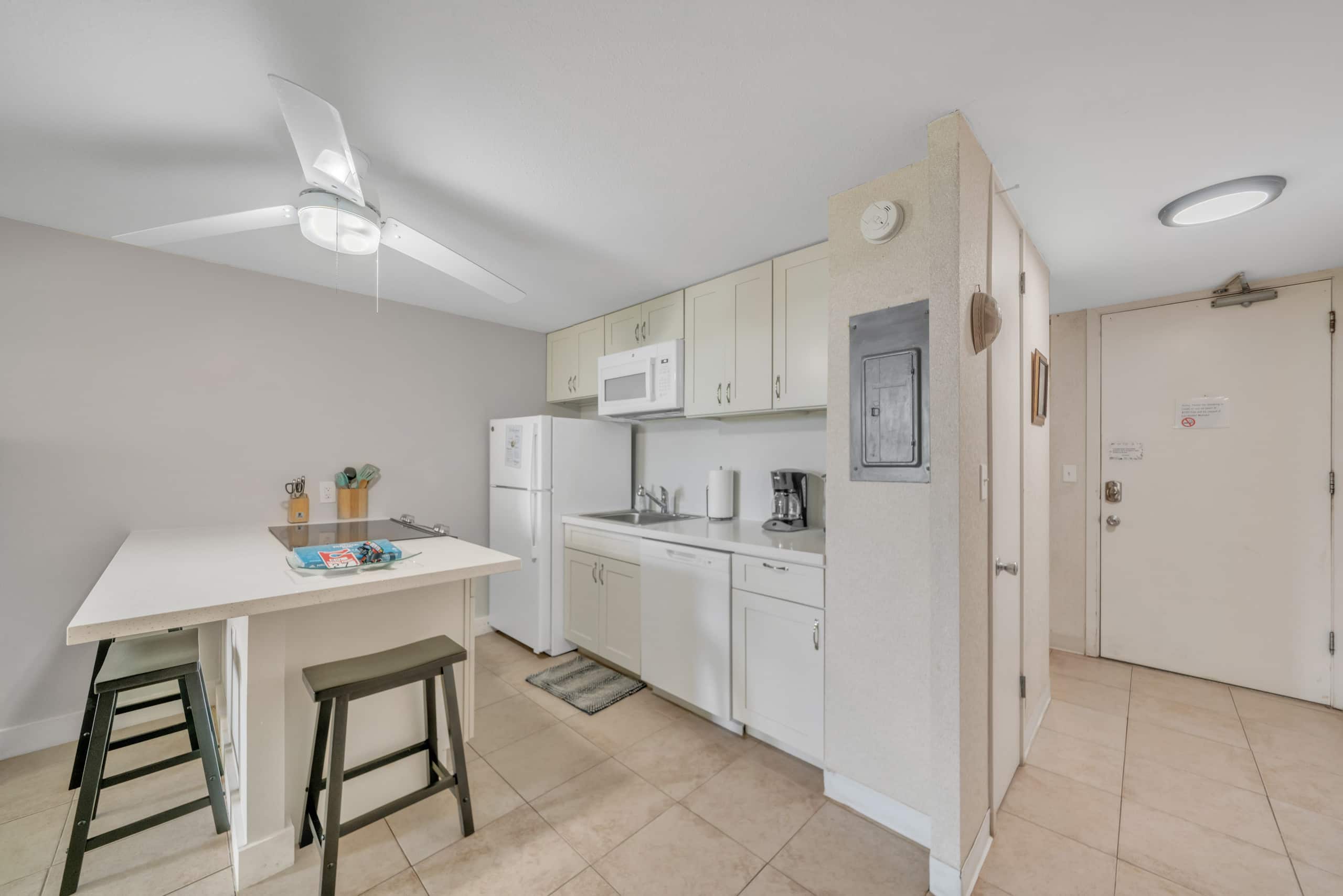 Condo in Hauula · ★4.67 · 1 bedroom · 2 beds · 1 bath - Image 9