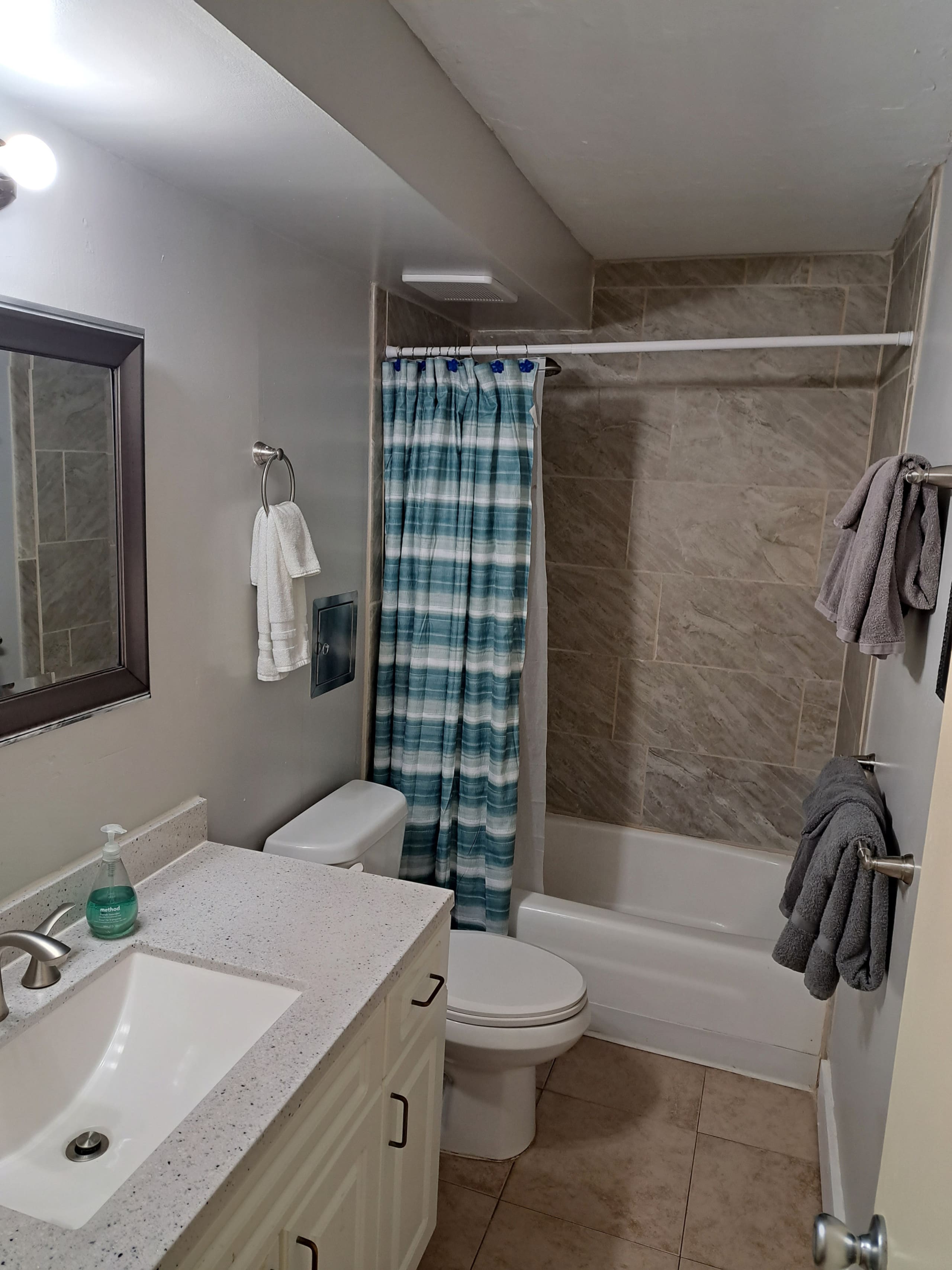 Condo in Hauula · ★4.67 · 1 bedroom · 2 beds · 1 bath - Image 16