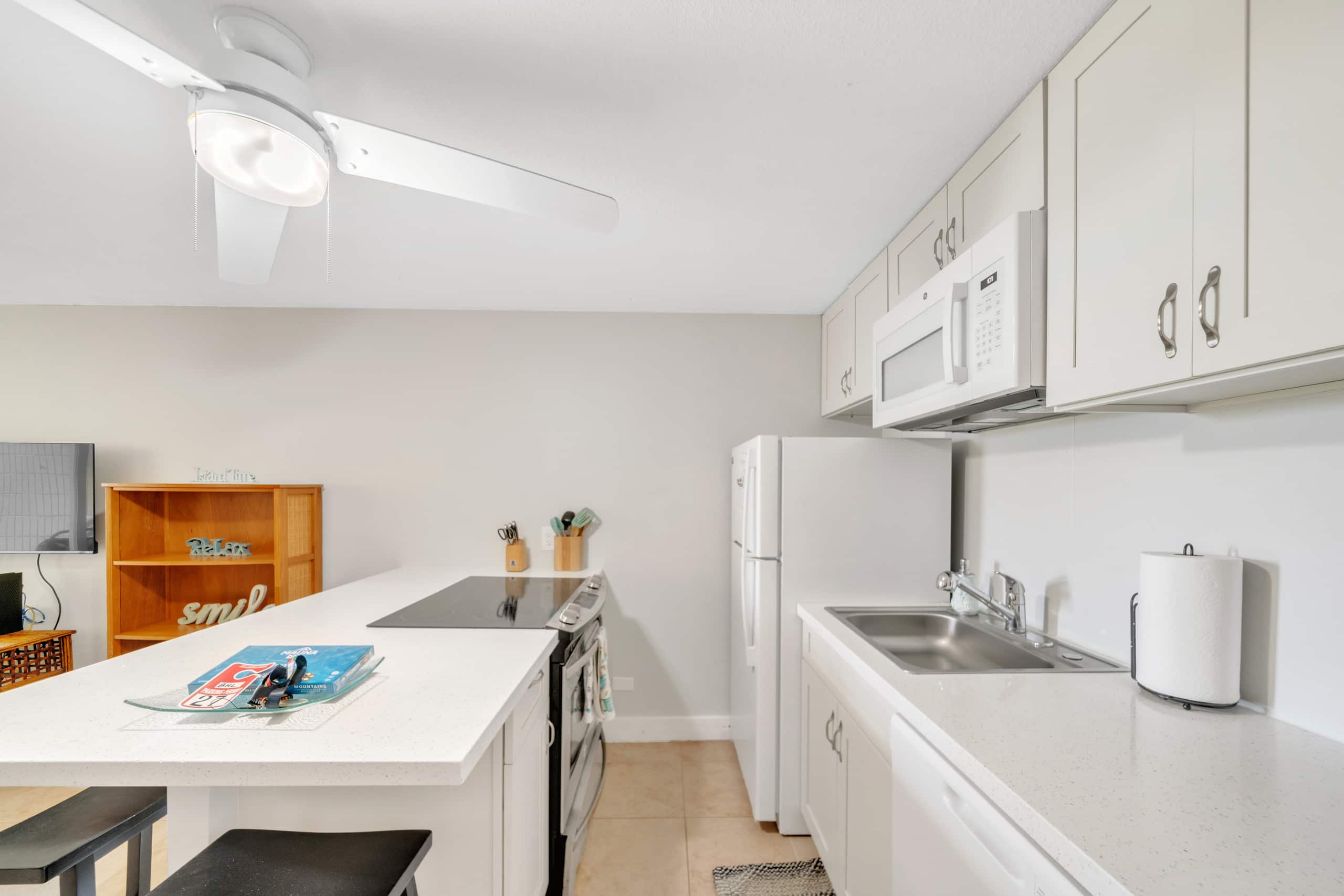 Condo in Hauula · ★4.67 · 1 bedroom · 2 beds · 1 bath - Image 11