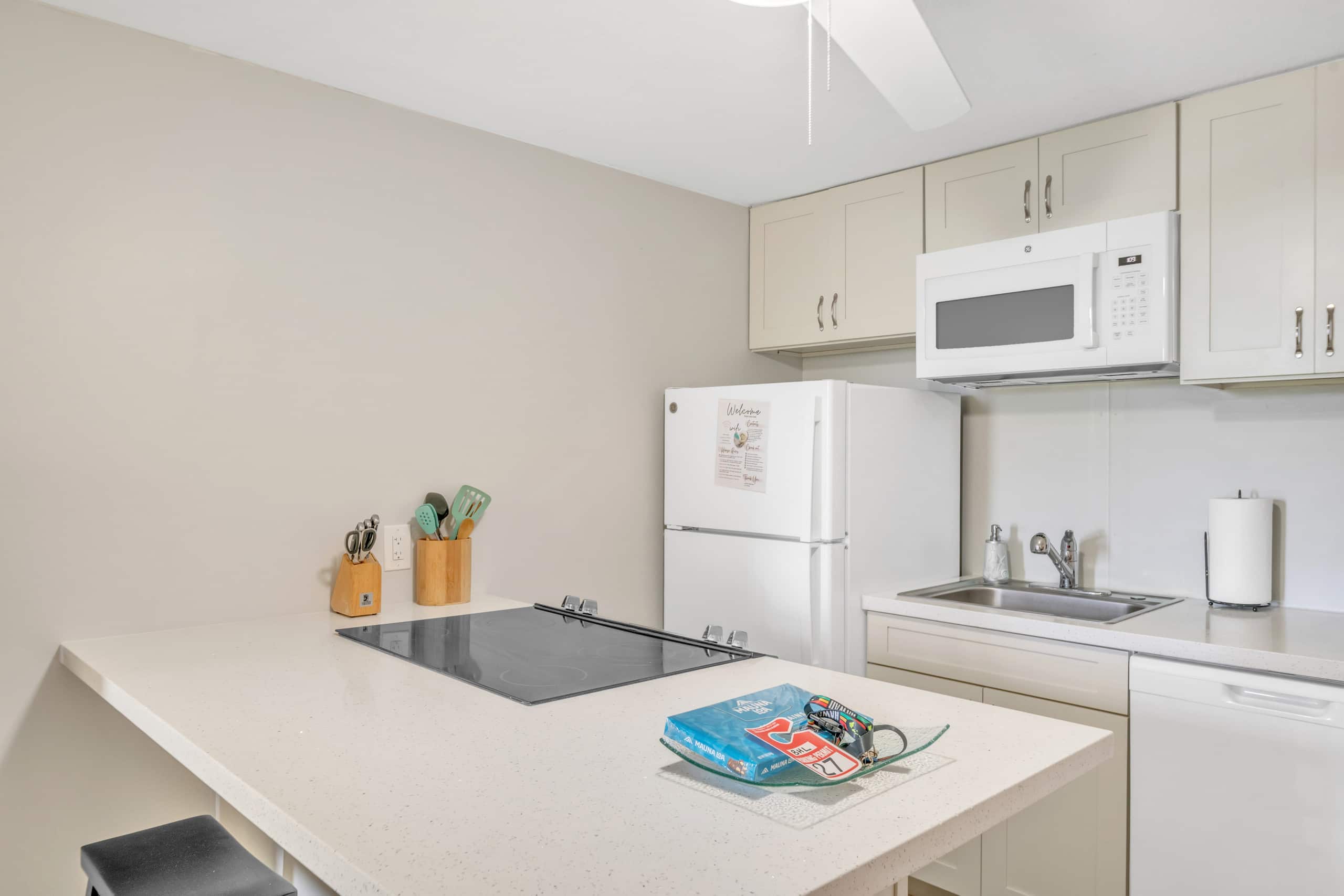 Condo in Hauula · ★4.67 · 1 bedroom · 2 beds · 1 bath - Image 6