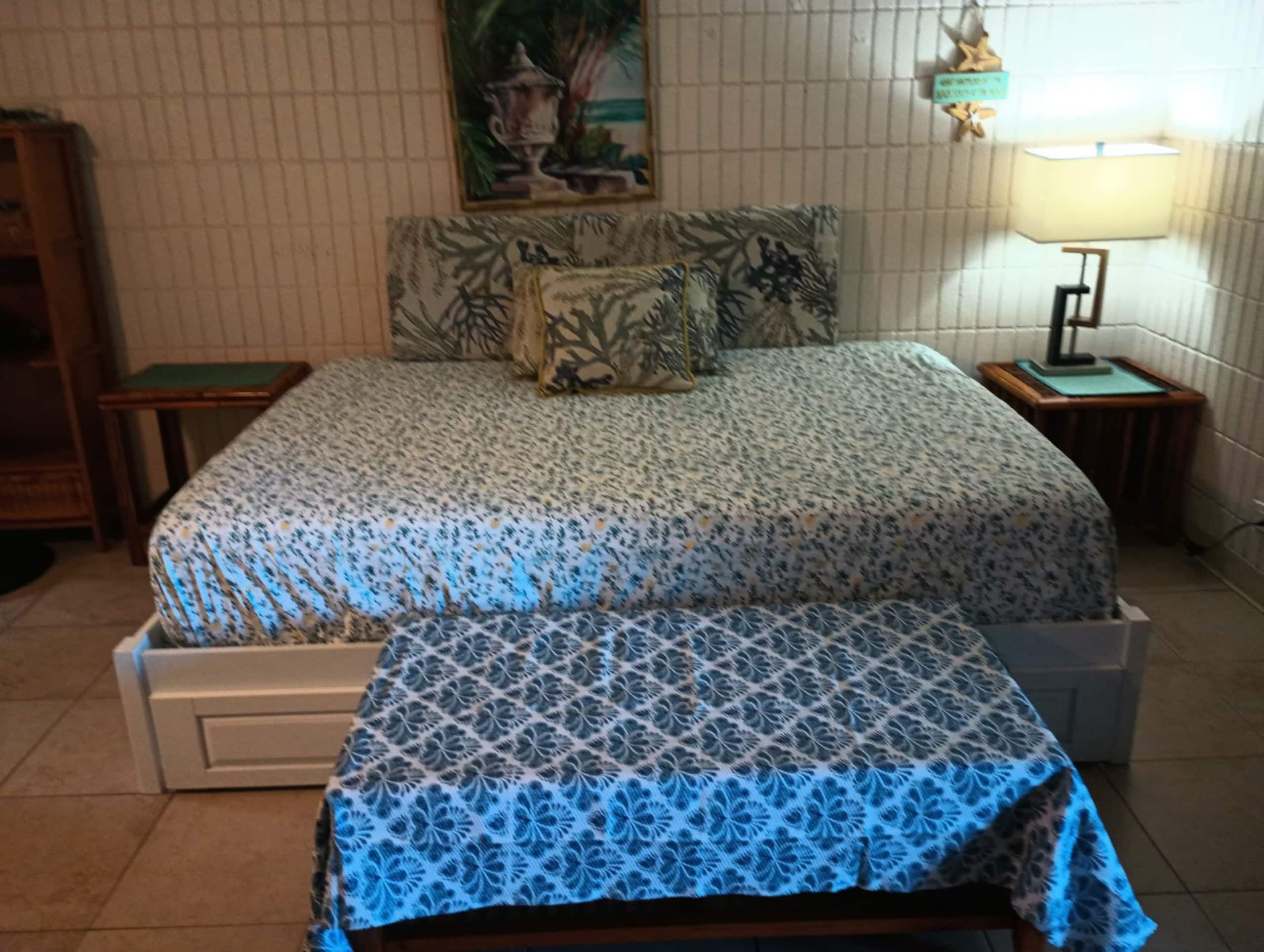 Condo in Hauula · ★4.67 · 1 bedroom · 2 beds · 1 bath - Image 14
