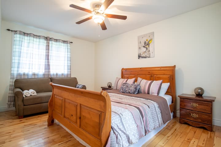 Bedroom 2 has a seating area (double Sofa Bed) and a double Closet