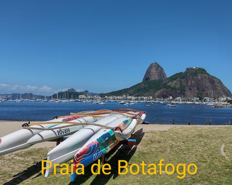 Botafogo Beach next to the Shopping Mall