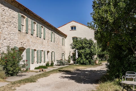 Mas de Gibre - St Remy - Vacation & Seminars