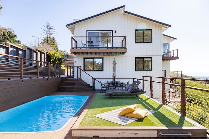 4-Bed House, Best View and Pool Oakland Hills gallery image 2