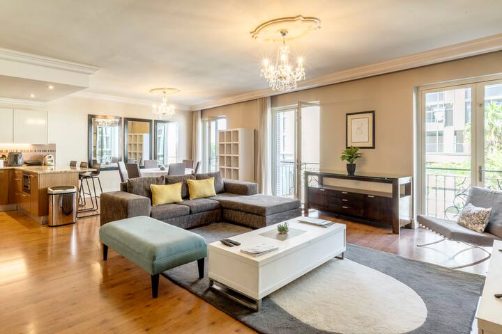 Five Star 2 Bed 2 Bath Luxury Hotel Suite gallery image 4