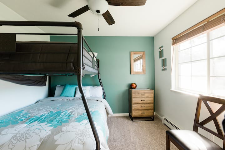 The bunk beds are Queen size on the bottom and full size on the top for your comfort. Both mattresses are Beautyrest Lively by Simmons Beautyrest.