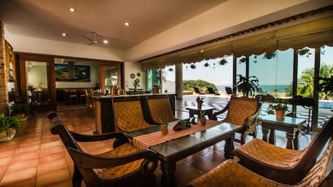 Popular Airbnb listing: Casa Bougainvillea in San Blas