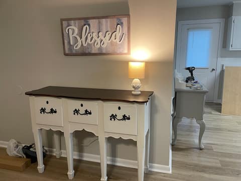 Top Airbnb: (611)Entire Apartment Minutes from Hospital! in South Georgia