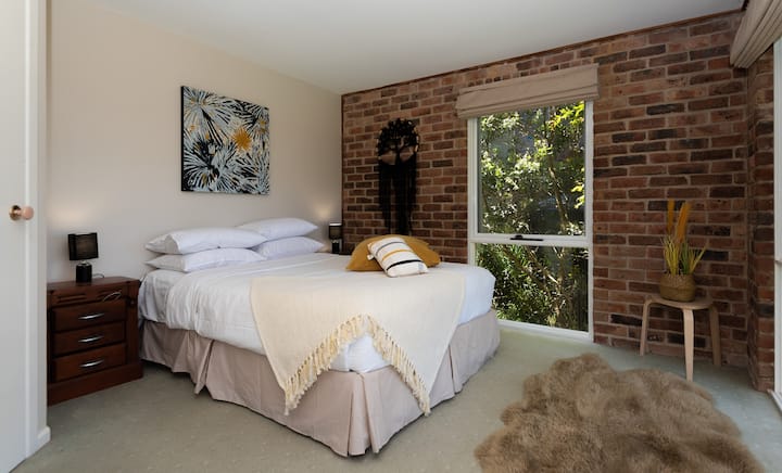 Bedroom 4 - Level 1