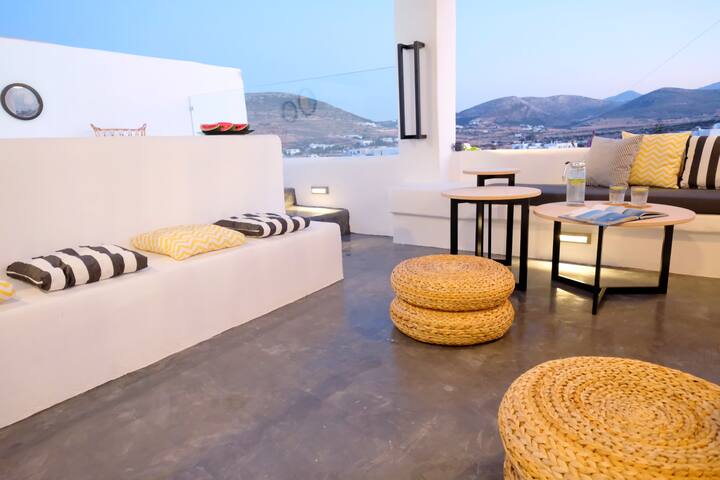 Apartment Aphrodite 2 with private pool in Naoussa gallery image 2