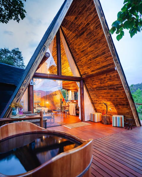 hut over the woods •@cabanasnamata