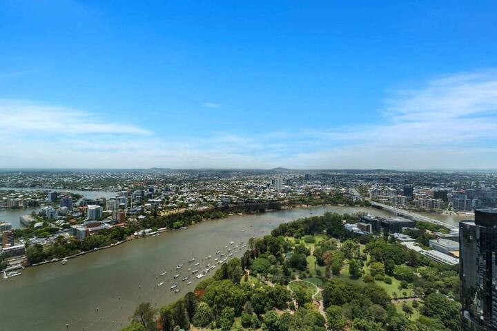 Stunning River & City Views, 3BR@Brisbane CBD gallery image 3