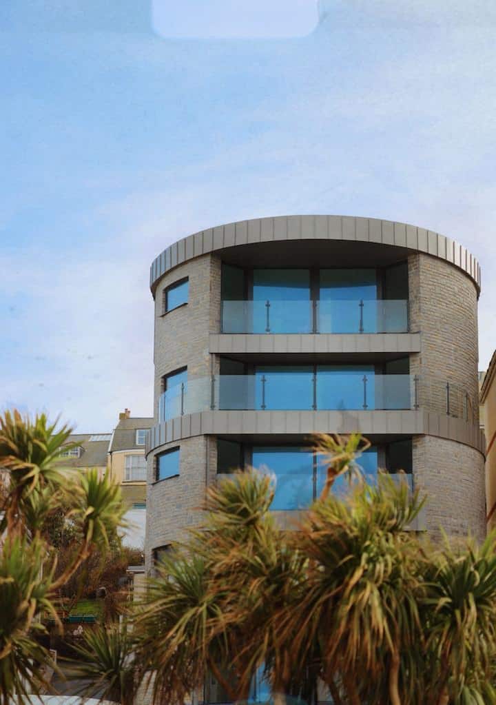 2 The View seafront (1 Bed opt) Flats for Rent in