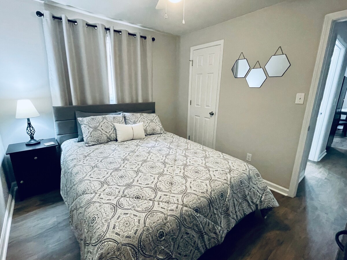 2. spavaća soba - s bračnim krevetom