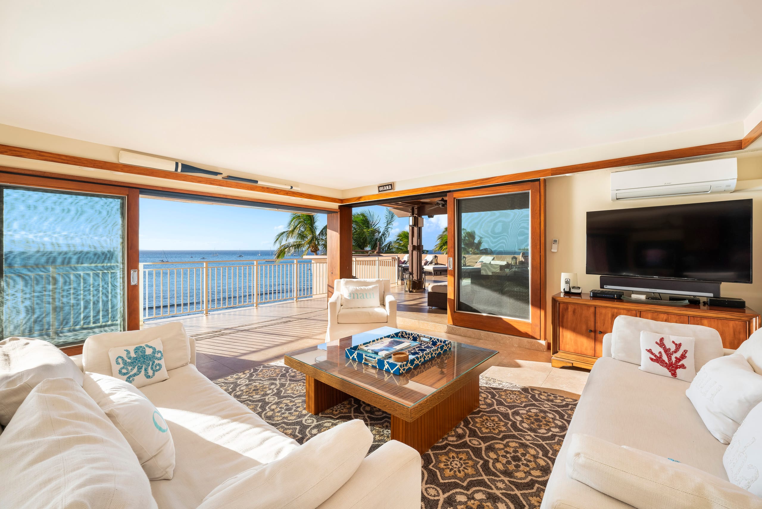 Condo in Lahaina · ★4.95 · 2 bedrooms · 3 beds · 2 baths - Image 2