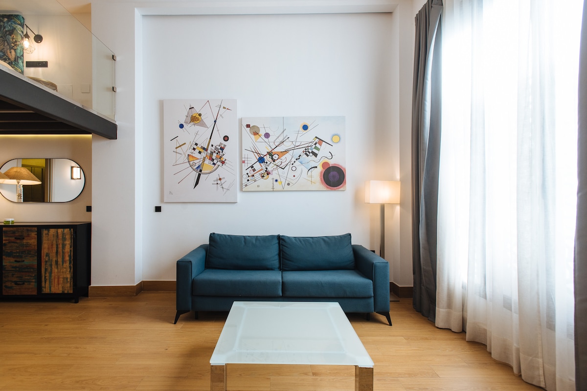 Top Airbnb: Laura Nervión Loft in Nervión