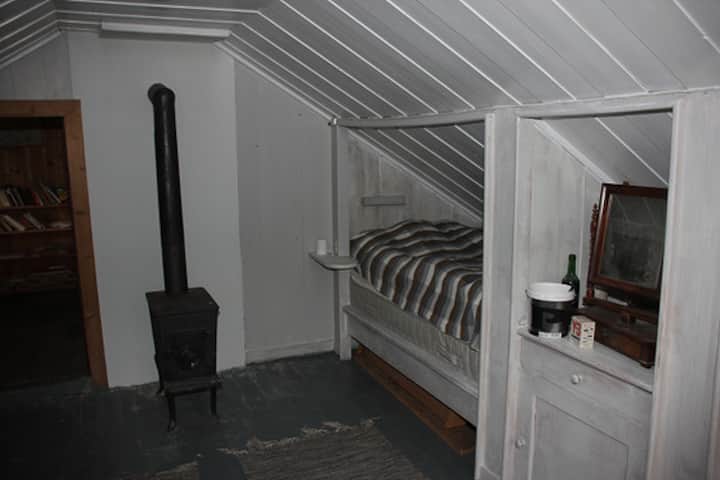 საძინებელი 1