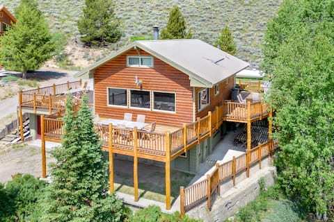 Lower Stanley Lodge- Sleeps 13  w/ Mountain Views