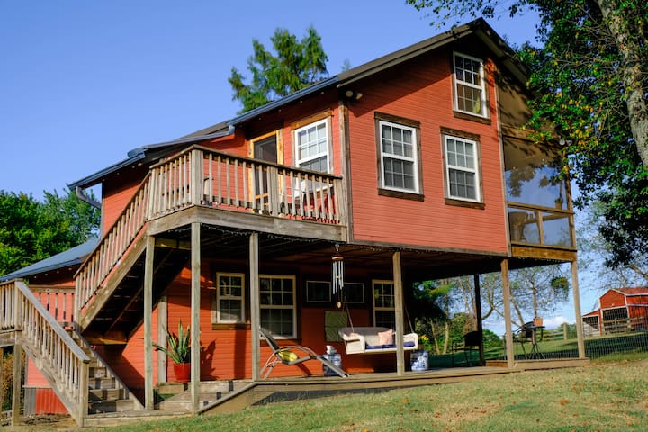 Guest favorite listing in Fayetteville-Springdale-Rogers