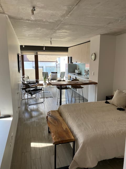 Hermoso Loft with Pool in Mirador Baron