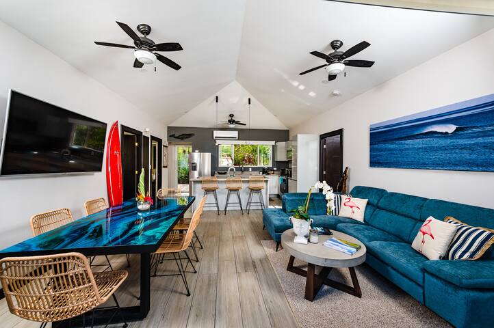 Surfer's Heaven - Modern, new home, close to beach