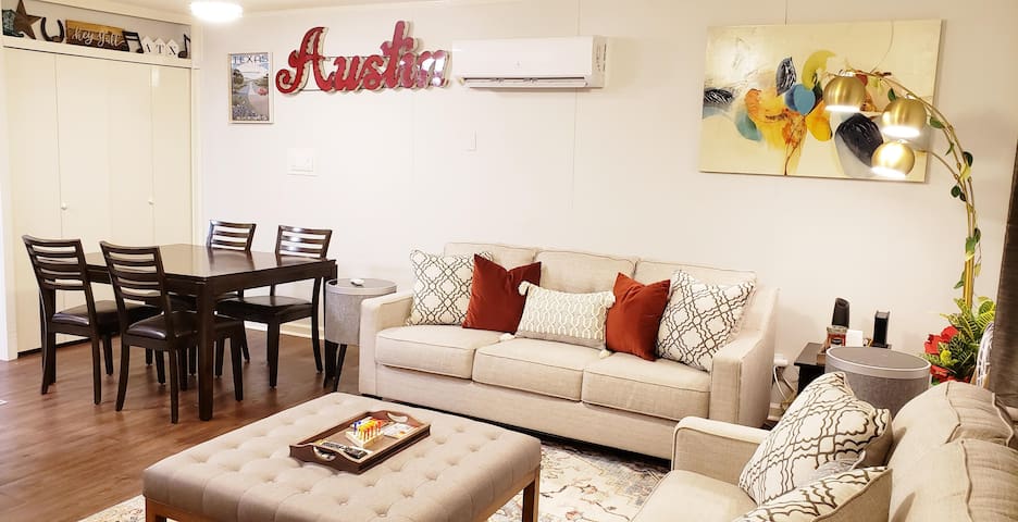 Lovely home with hot tub in trendy Austin area